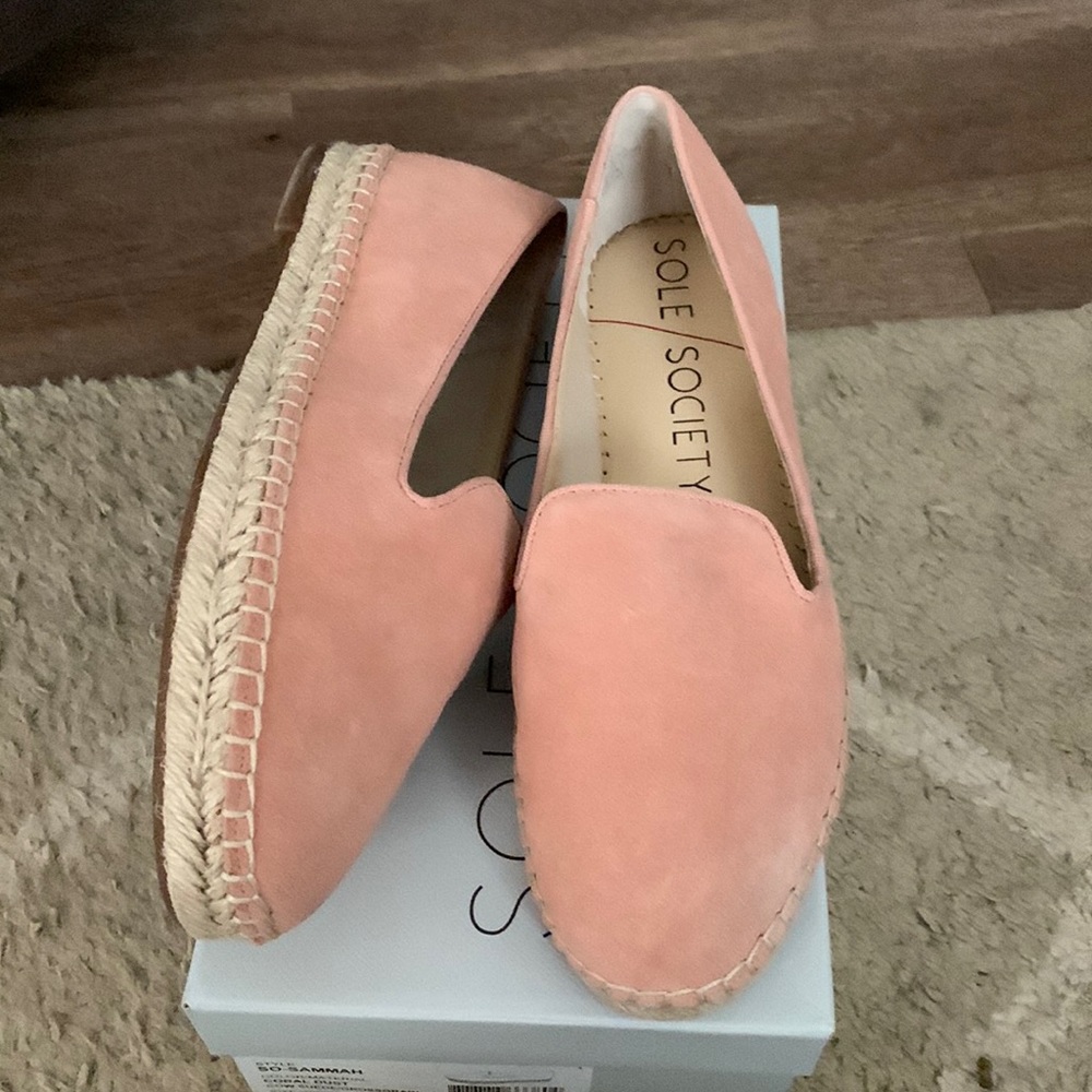 Pink suede Sole Society flats